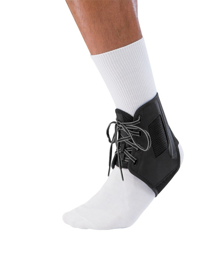  Ochraniacz kostki stawu skokowego Mueller ATF 3 Ankle Brace czarny