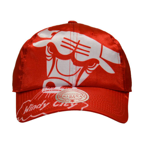 Czapka z daszkiem Mitchell & Ness NBA Chicago Bulls Strapback - HLUX1095-CBUYYPPPRED1