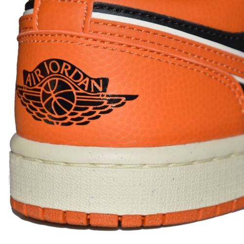 Damskie buty sportowe Air Jordan 1 Low Se Sport Spice/Black-Coconut Milk - DV1299-800