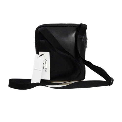 Torba na ramię listonoszka Calvin Klein Crossbody Bag Czarna - ZM0ZM02871 8DS